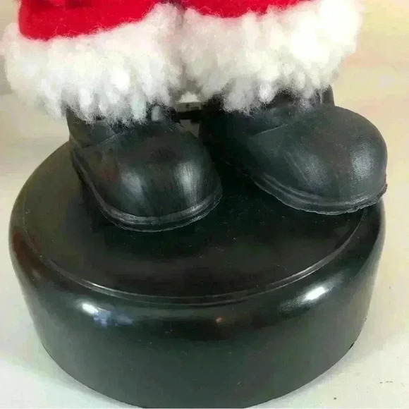 Motion 15”Plastic Santa Claus Musical Figurine Holding Candle Battery Operated - Picture 6 of 12